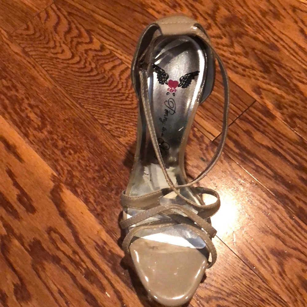 Nude Heel